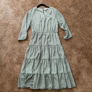 Piper and Scoot Tiered Midi. Small.